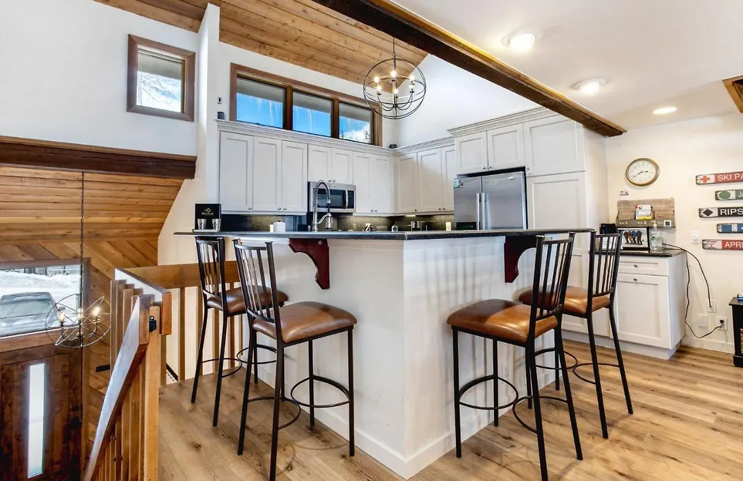 82 Ridgepoint Townhomes-1